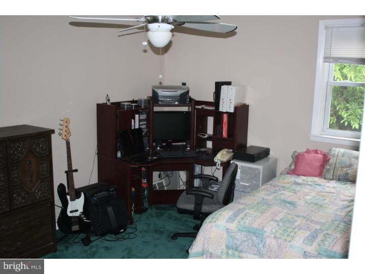 3601 Newberry Road Philadelphia, PA 19154 - Photo 8 of 12 Gallery Image 8