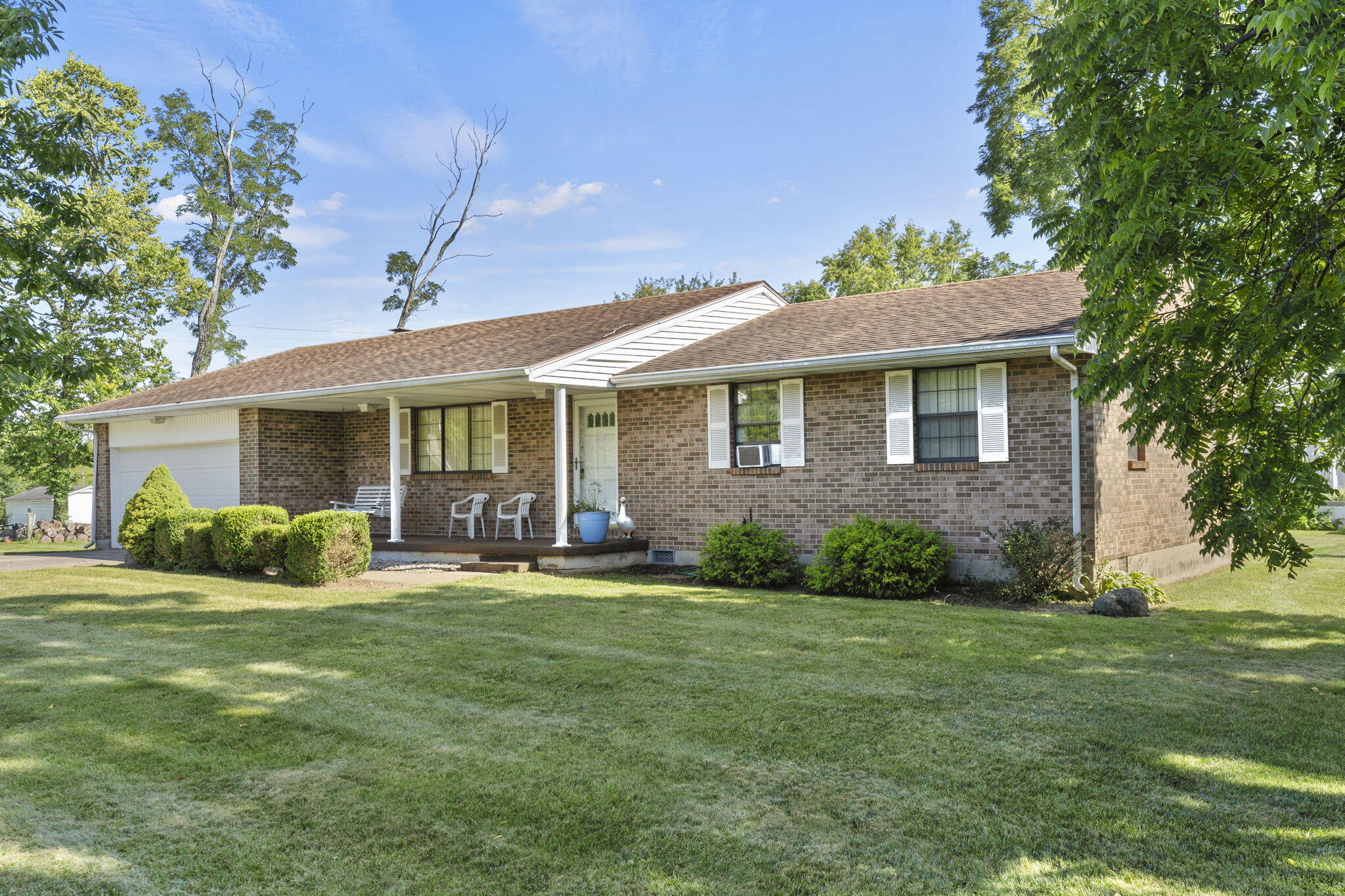 2590 Merrill Road Dayton, OH 45414 - Photo 3 of 25 3-web-or-mls-DSC07480