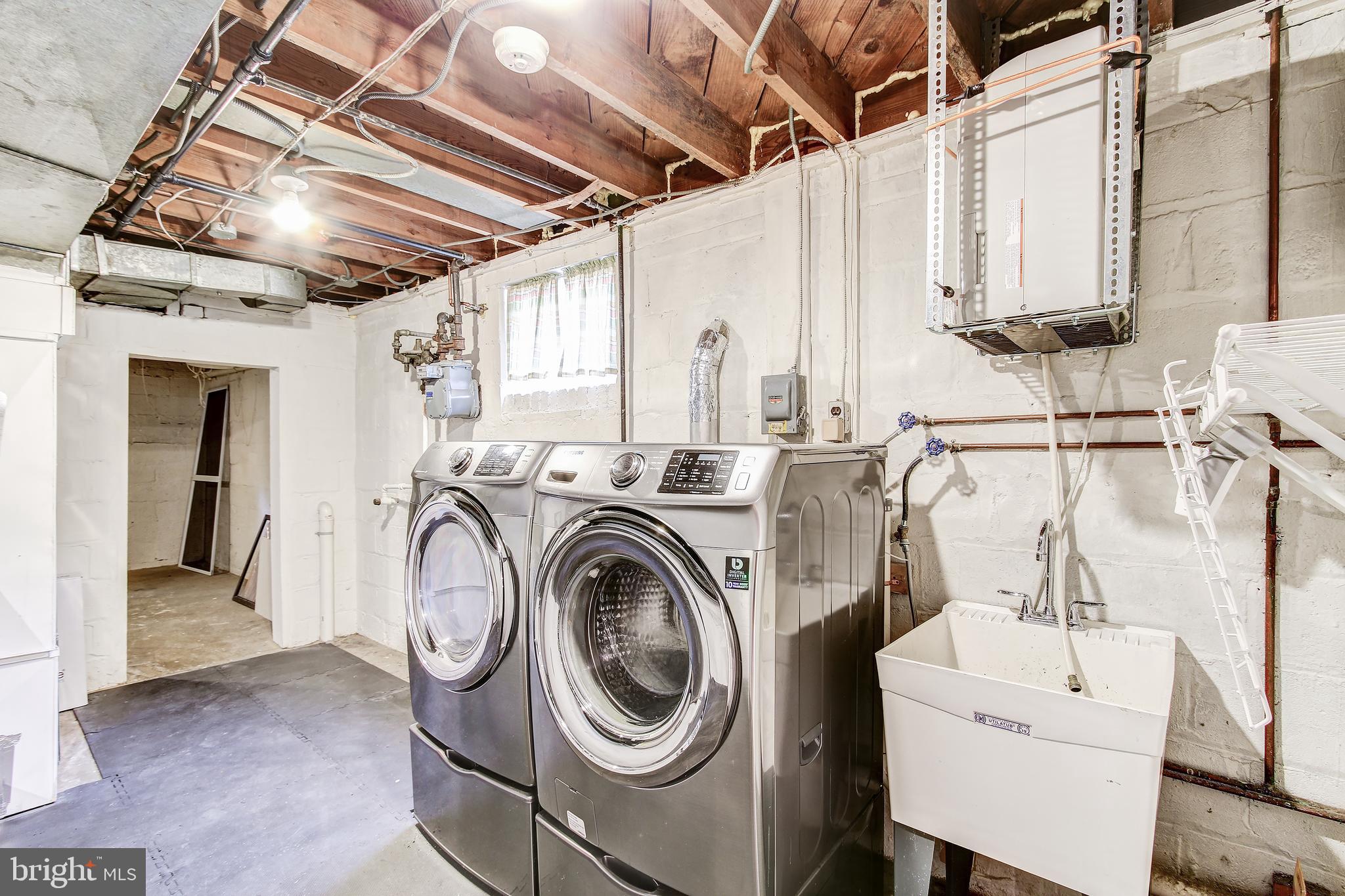 9200 Sudbury Road Silver Spring, MD 20901 - Photo 28 of 34 Lower level laundry space