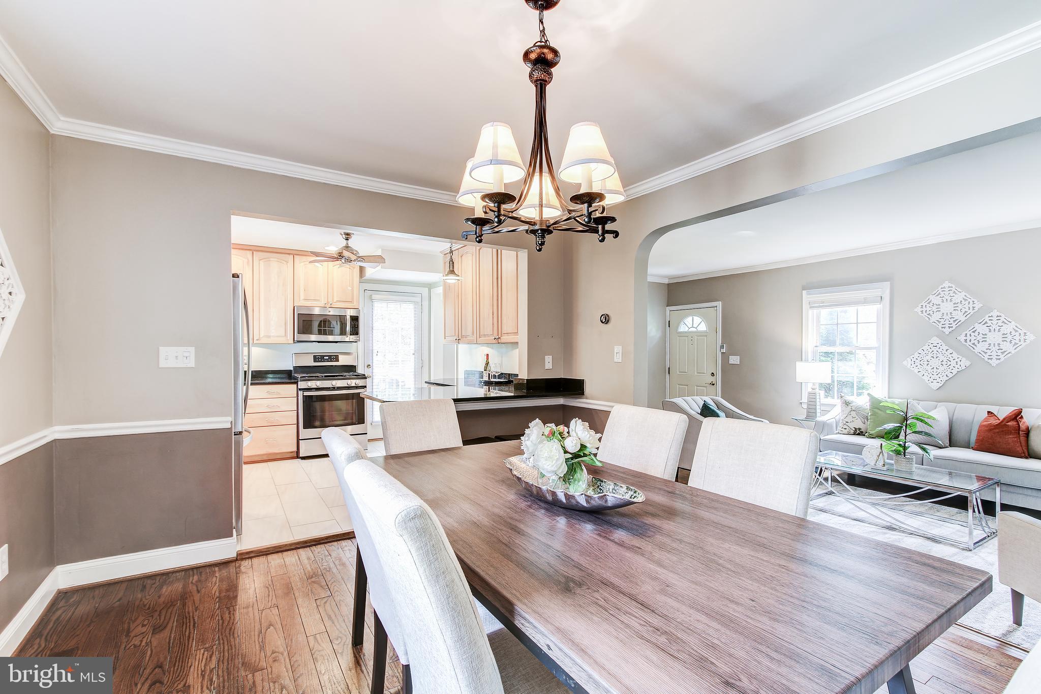 9200 Sudbury Road Silver Spring, MD 20901 - Photo 7 of 34 Dining room off kitchen