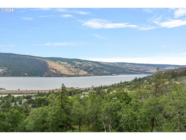 $279,000 | Coyote Court, Unit 47, Mosier, OR 97040