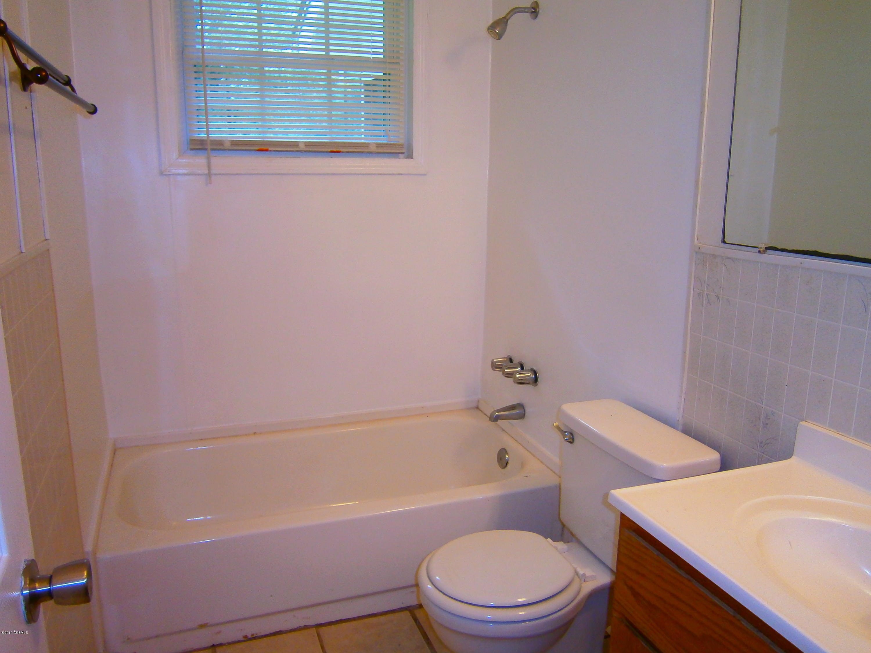 96 Bull Corner Road Yemassee, SC 29945 - Photo 15 of 20 Bathroom 2