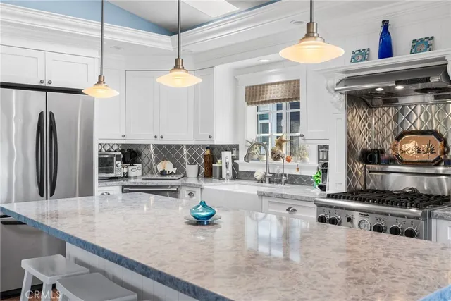 $1,195,000 | 4 Saratoga, Newport Beach, CA 92660