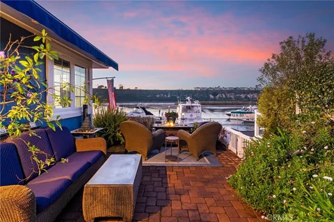$1,195,000 | 4 Saratoga, Newport Beach, CA 92660