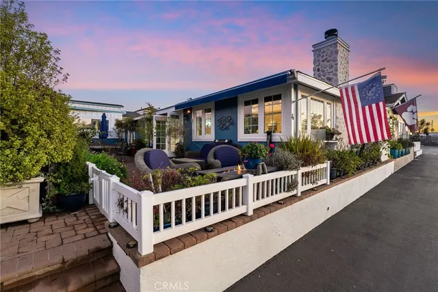$1,195,000 | 4 Saratoga, Newport Beach, CA 92660