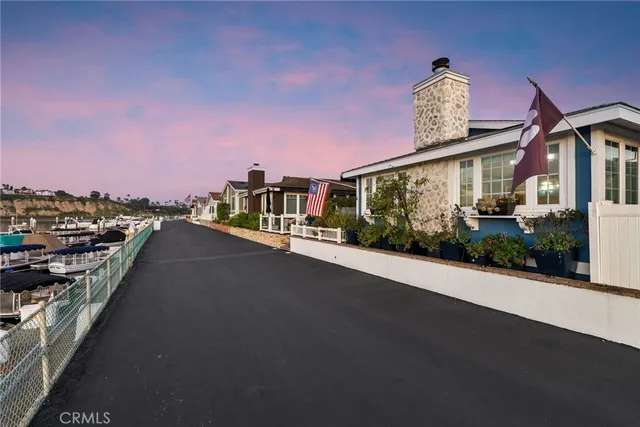 $1,195,000 | 4 Saratoga, Newport Beach, CA 92660