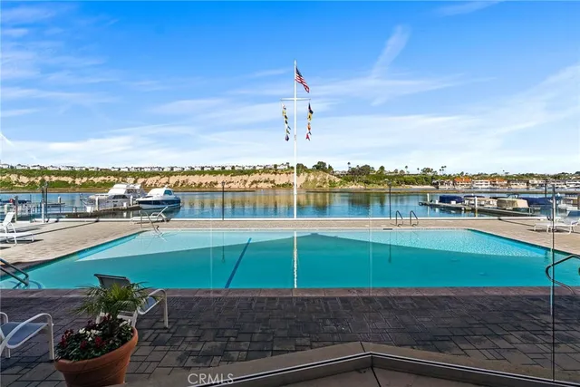 $1,195,000 | 4 Saratoga, Newport Beach, CA 92660