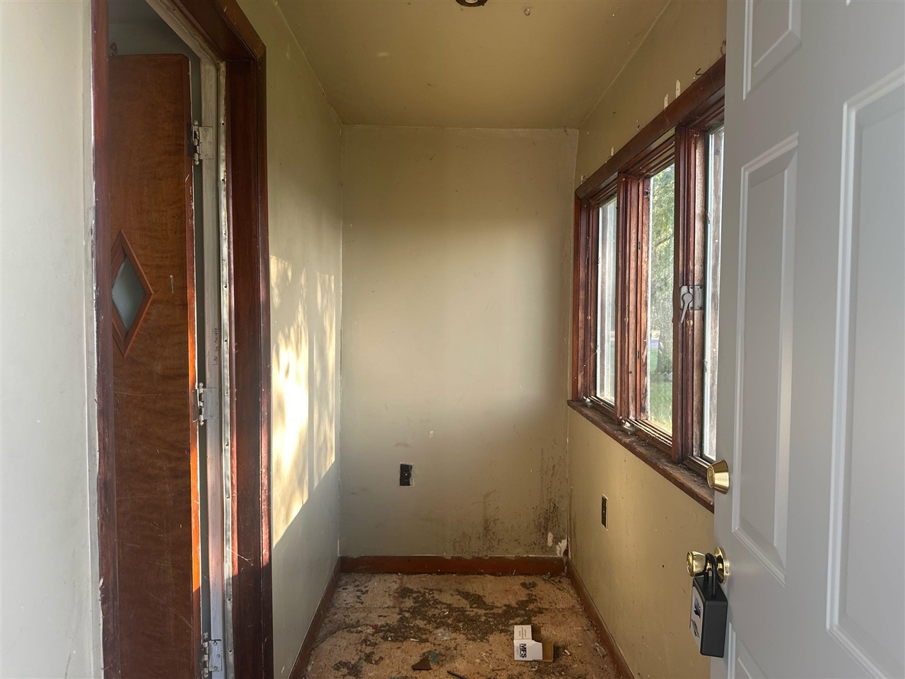 617 Gestner Road Benton Harbor, MI 49022 - Photo 7 of 16