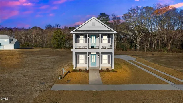 $329,900 | 503 East 1st Street, Princeton, NC 27569