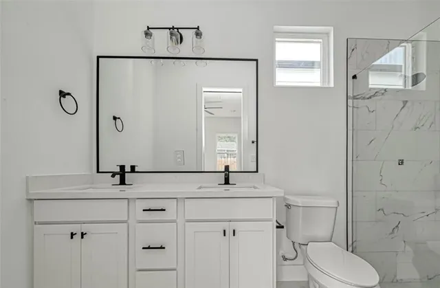 $1,800 | 8405 Schneider Street, Unit B, Houston, TX 77093