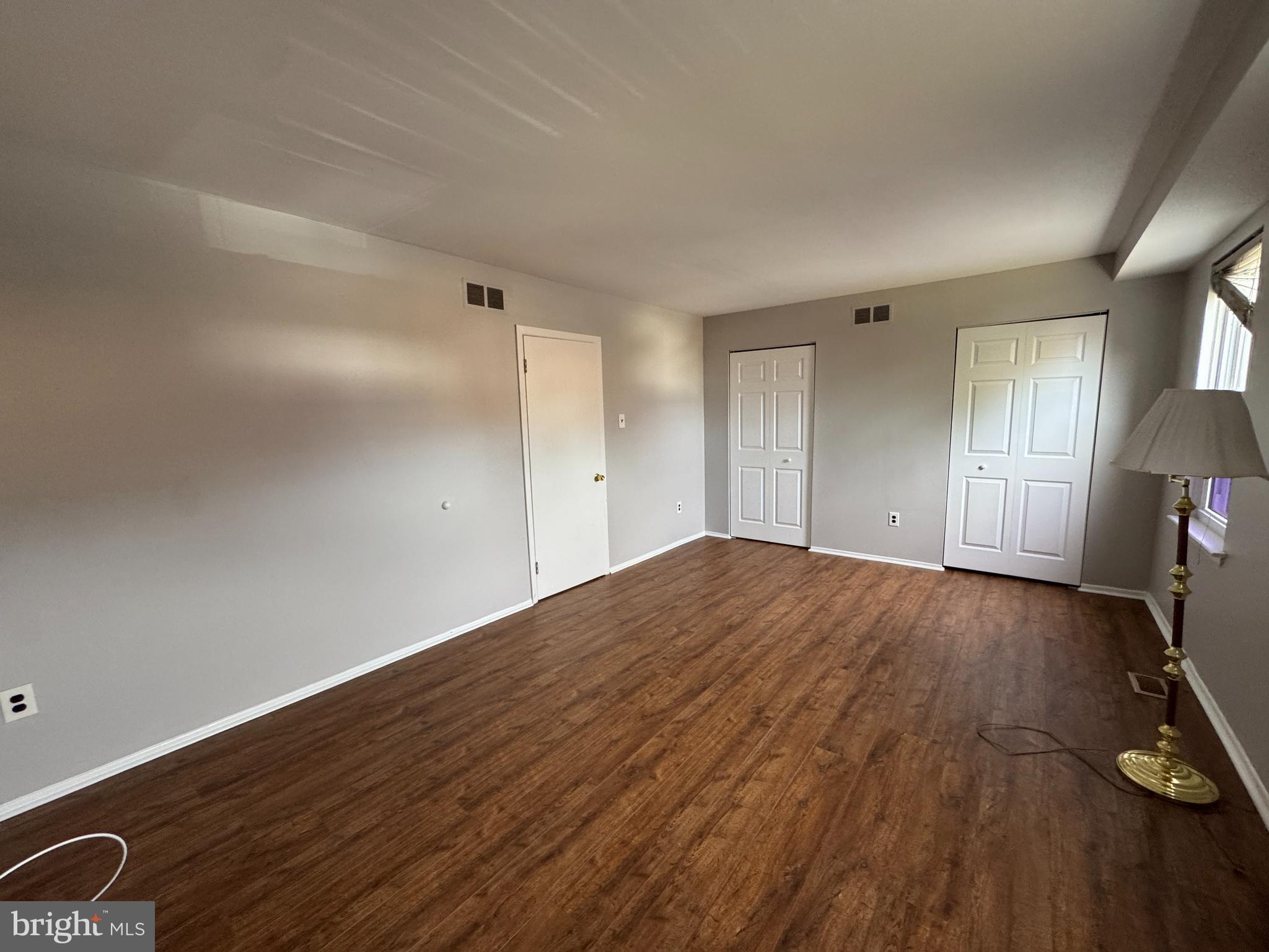 12042 Abby Road Philadelphia, PA 19154 - Photo 4 of 11 Large Main bedroom
