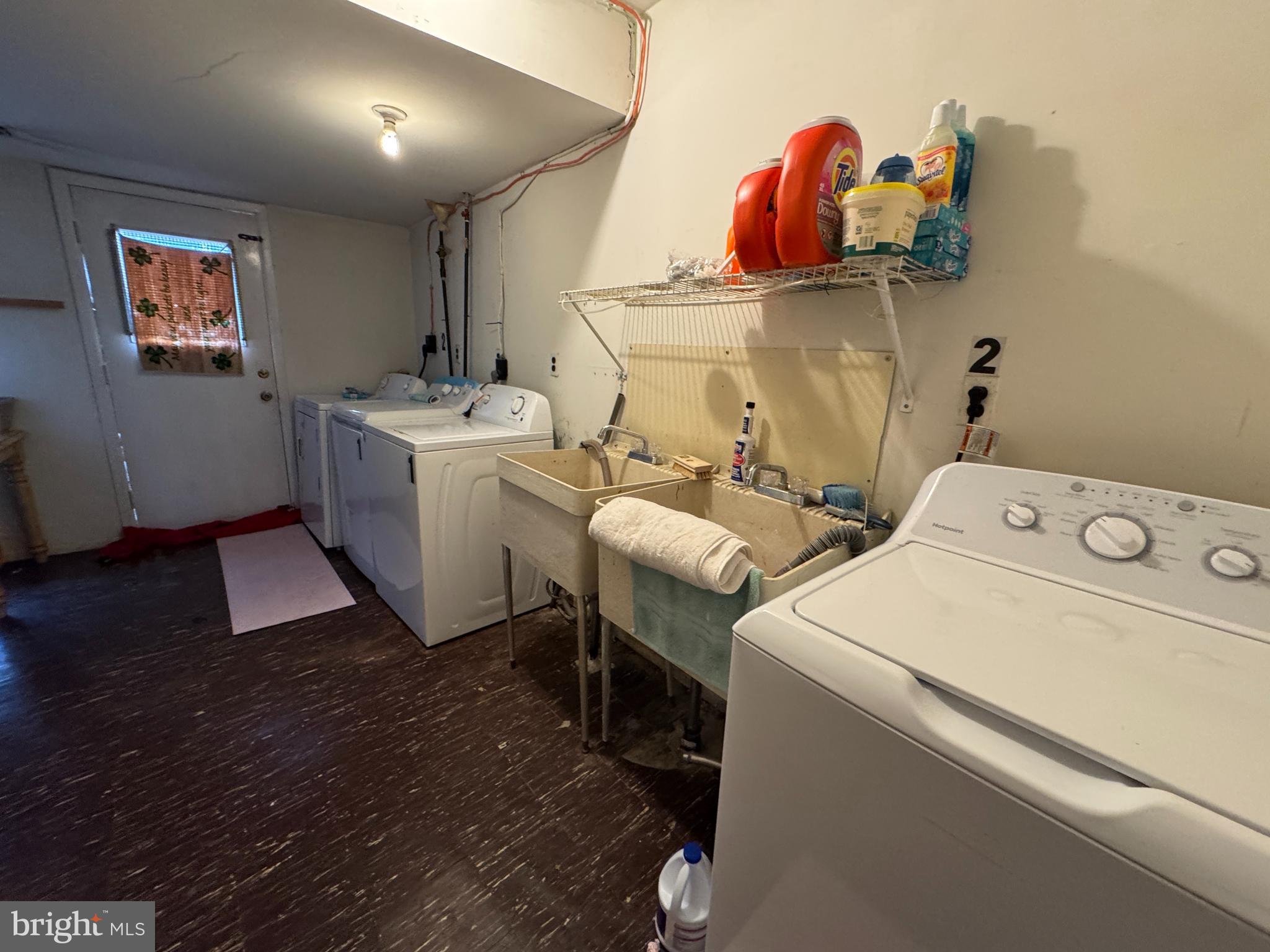 12042 Abby Road Philadelphia, PA 19154 - Photo 8 of 11 Separate Laundry