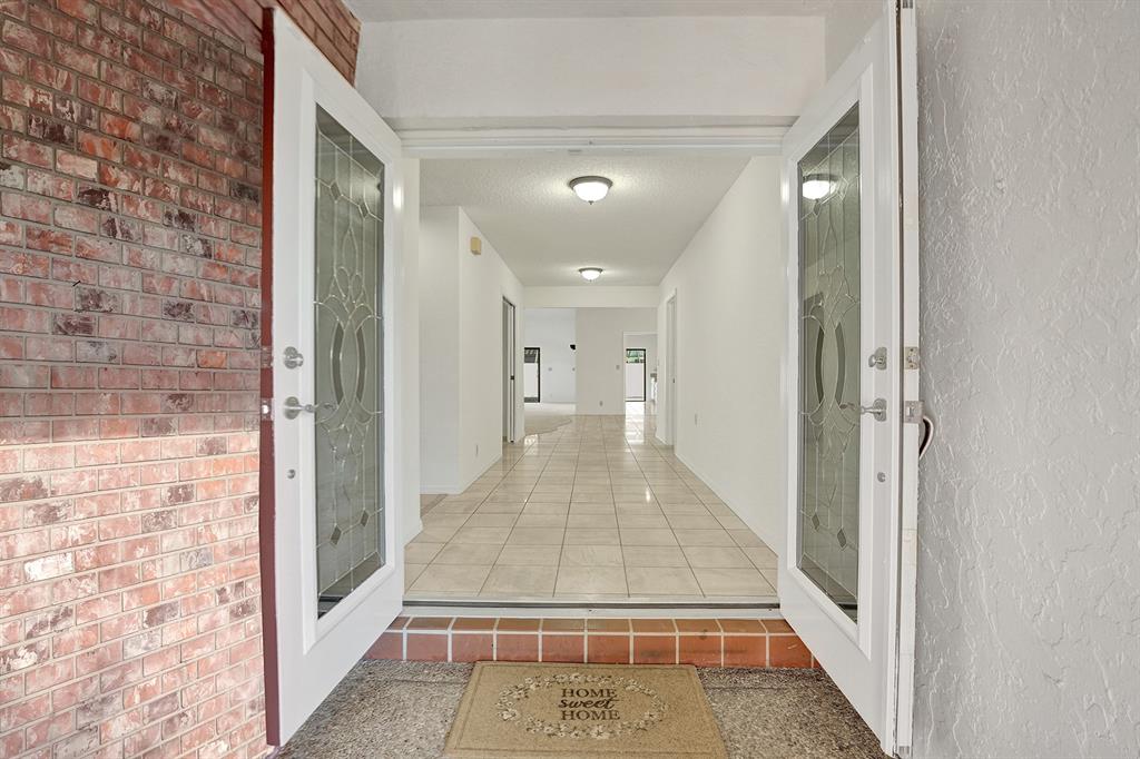 21349 Placida Terrace Boca Raton, FL 33433 - Photo 6 of 46