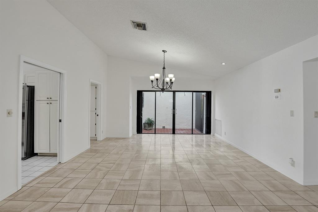 21349 Placida Terrace Boca Raton, FL 33433 - Photo 8 of 46