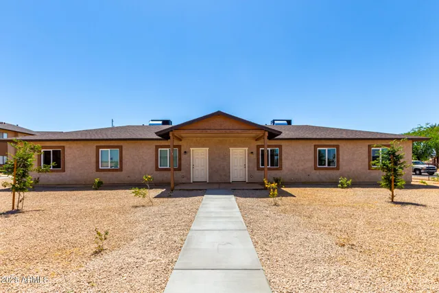 $1,250 | 393 West Seagoe Avenue, Unit B, Coolidge, AZ 85128