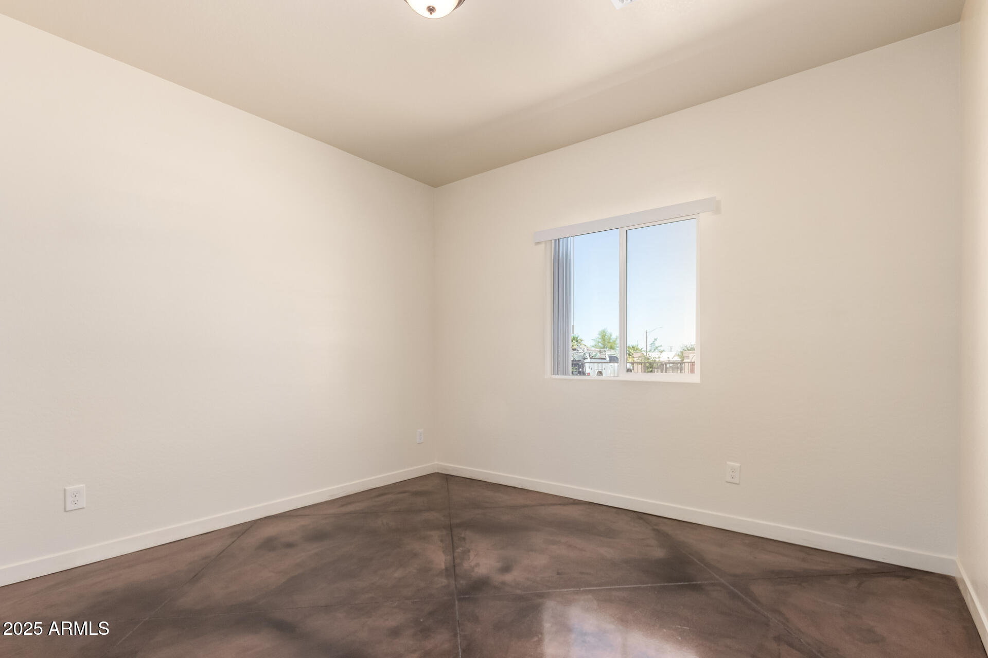 393 West Seagoe Avenue, Unit B Coolidge, AZ 85128 - Photo 13 of 16 BR3