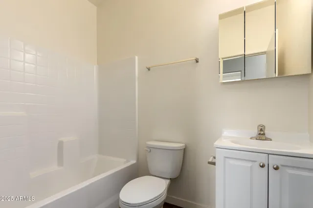 $1,250 | 393 West Seagoe Avenue, Unit B, Coolidge, AZ 85128