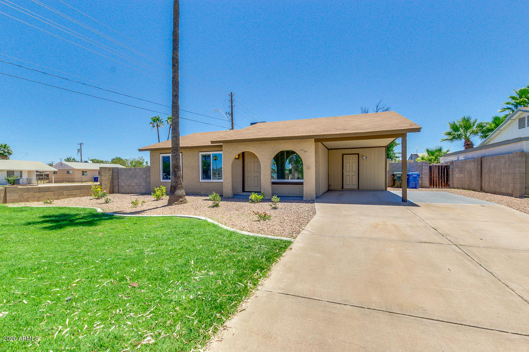4727 East Darrel Road Phoenix, AZ 85042 - Photo 3 of 27 03-Darrel