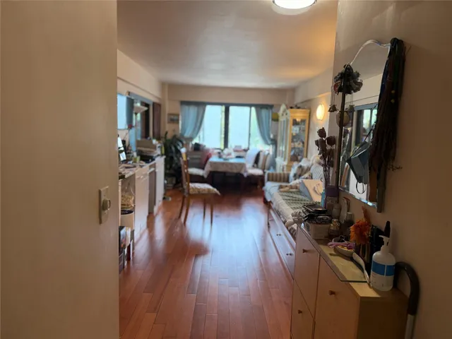 $625,000 | 81-09 41st Avenue, Unit 5B | Elmhurst