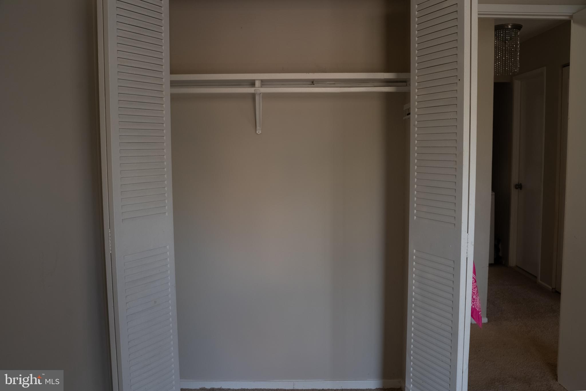 10010 Ridgeline Drive Gaithersburg, MD 20886 - Photo 33 of 68 Upper Level 1 Bedroom 1