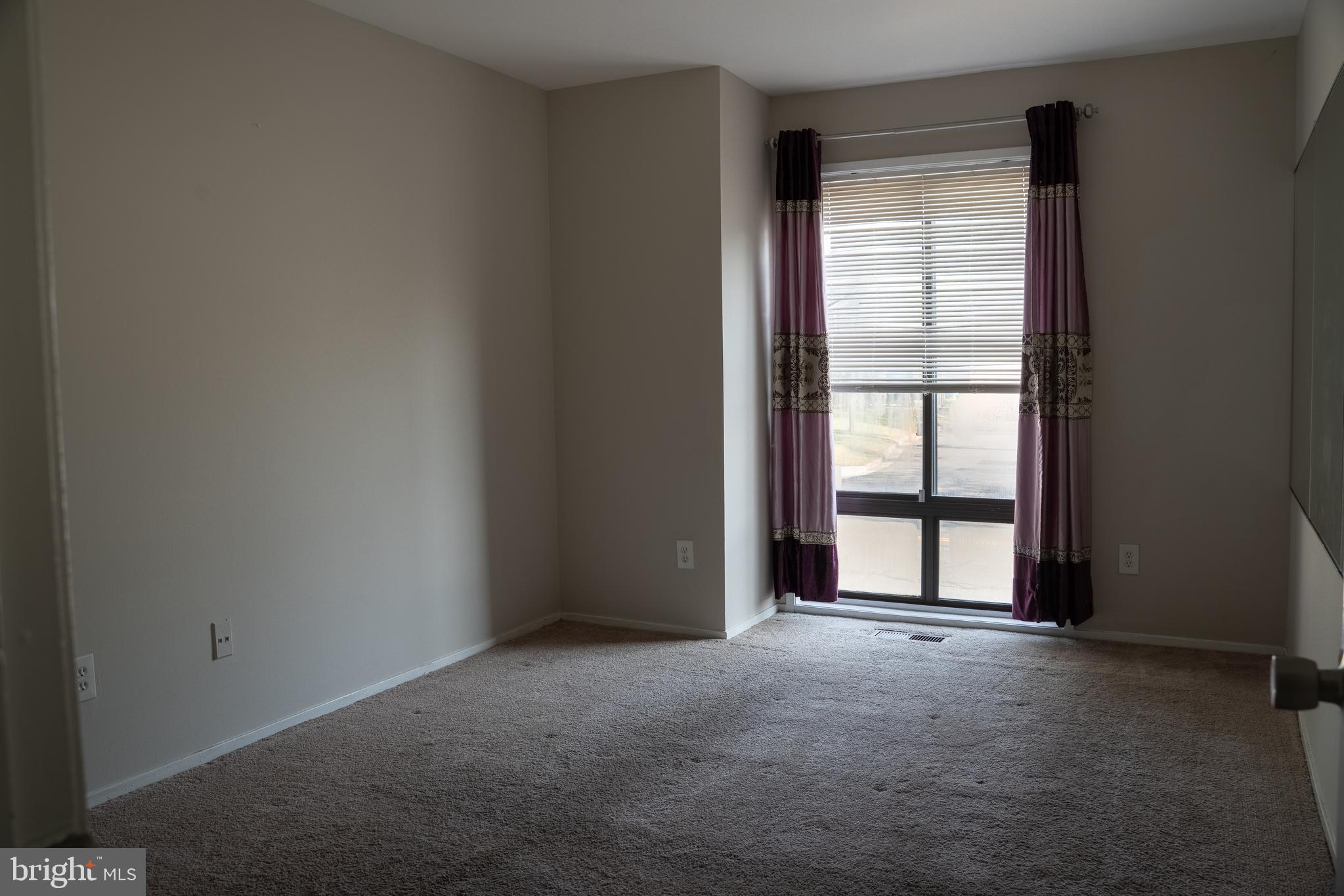 10010 Ridgeline Drive Gaithersburg, MD 20886 - Photo 43 of 68 Upper Level 1 Bedroom 2