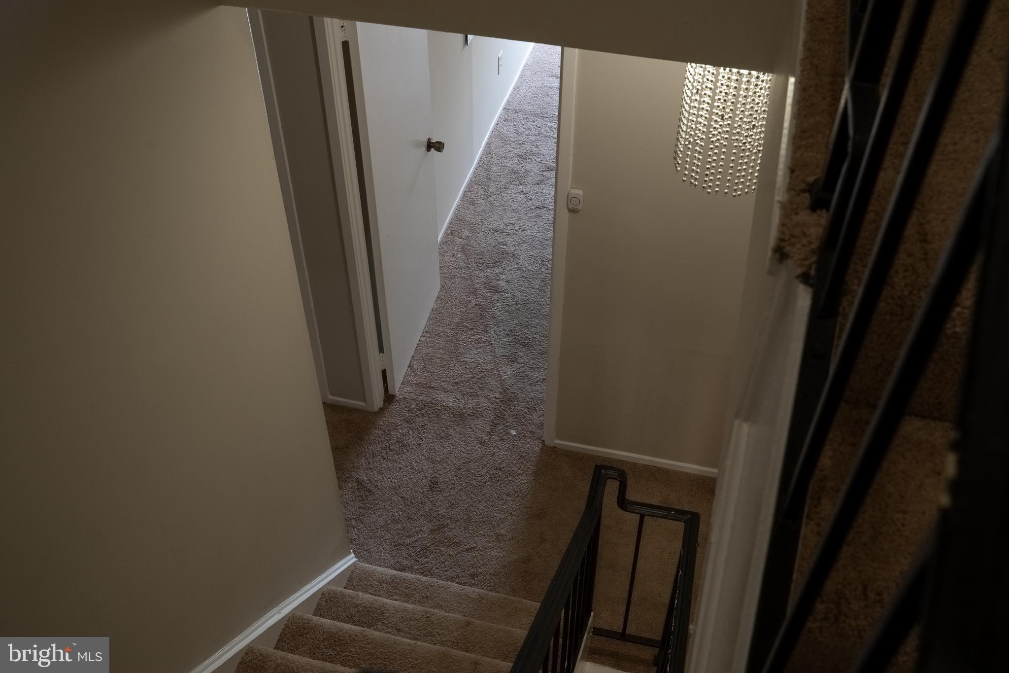 10010 Ridgeline Drive Gaithersburg, MD 20886 - Photo 47 of 68 Stairway