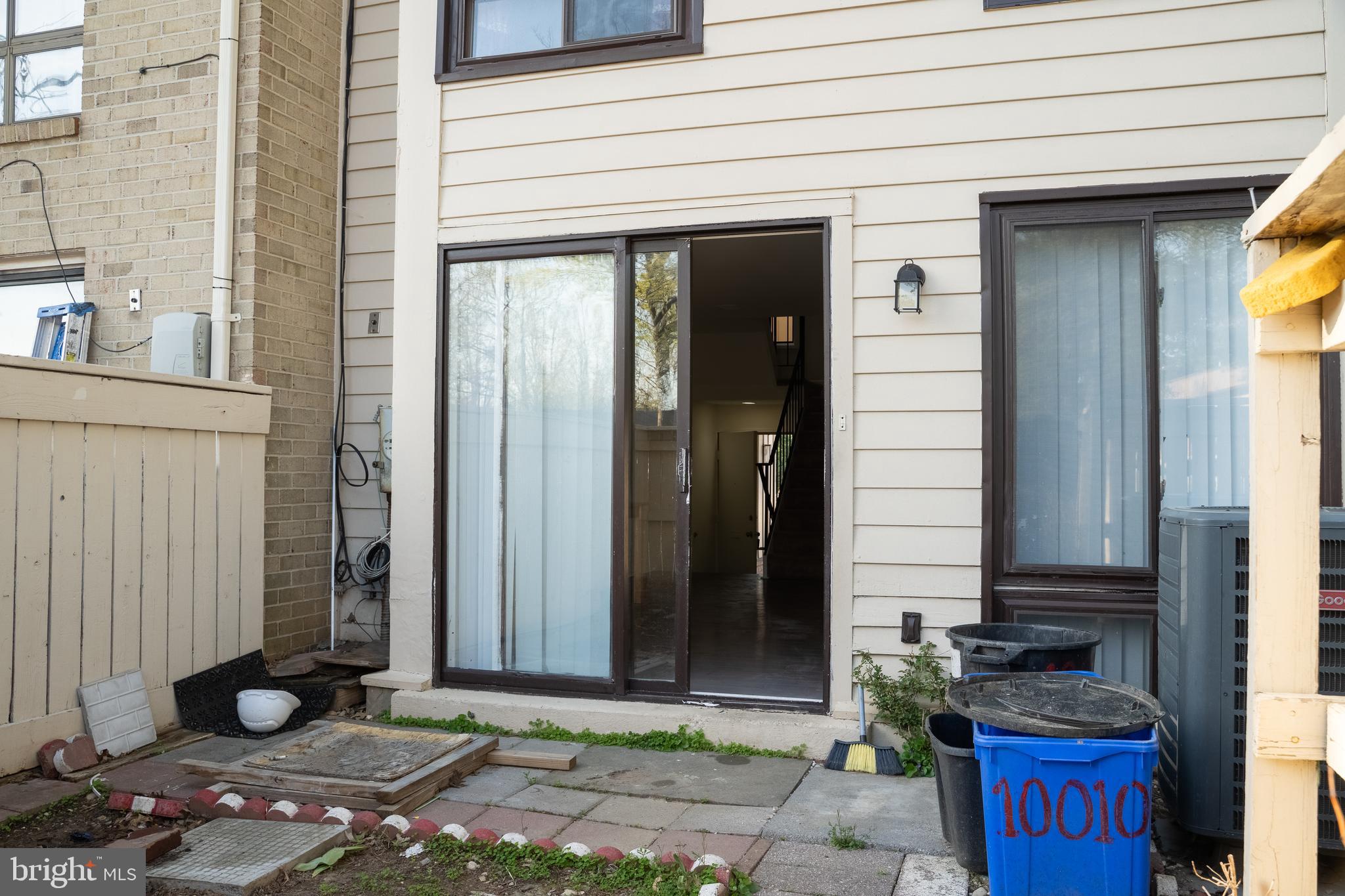 10010 Ridgeline Drive Gaithersburg, MD 20886 - Photo 64 of 68 Real Lower Level Left