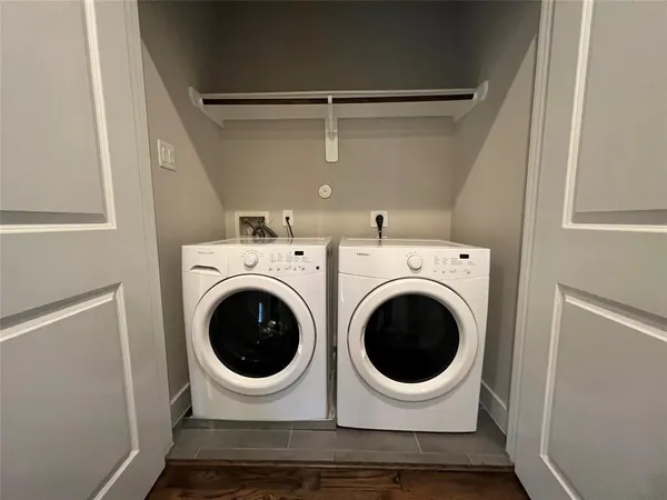 $3,200 | 5623 Kansas Street, Unit A, Houston, TX 77007