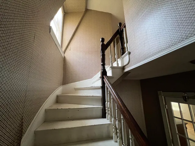 $192,500 | 139 College Avenue, Waterville, ME 04901