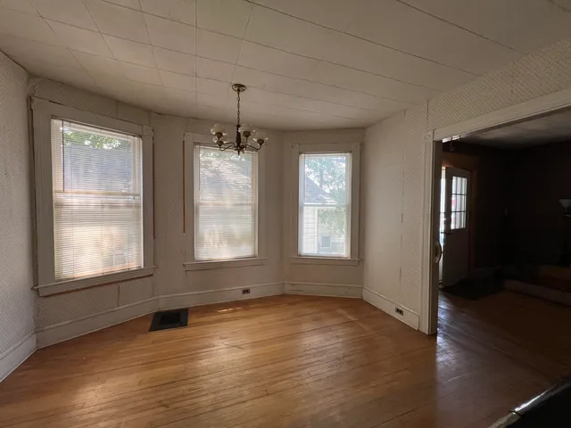 $192,500 | 139 College Avenue, Waterville, ME 04901
