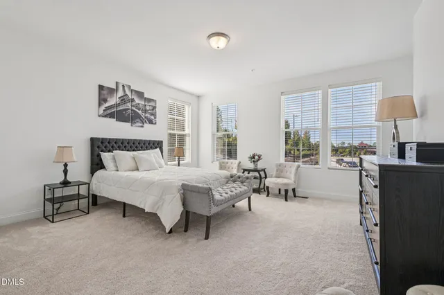 $290,000 | 600 Mkt Grv Drive, Unit 100, Wake Forest, NC 27587