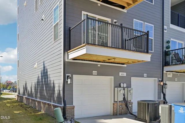 $290,000 | 600 Mkt Grv Drive, Unit 100, Wake Forest, NC 27587