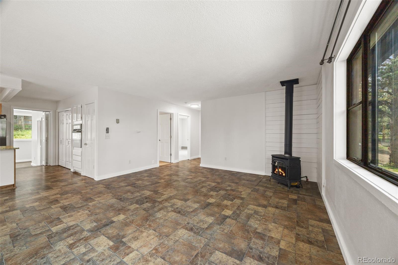 30212 Spruce Road Evergreen, CO 80439 - Photo 12 of 50 Gallery Image 12