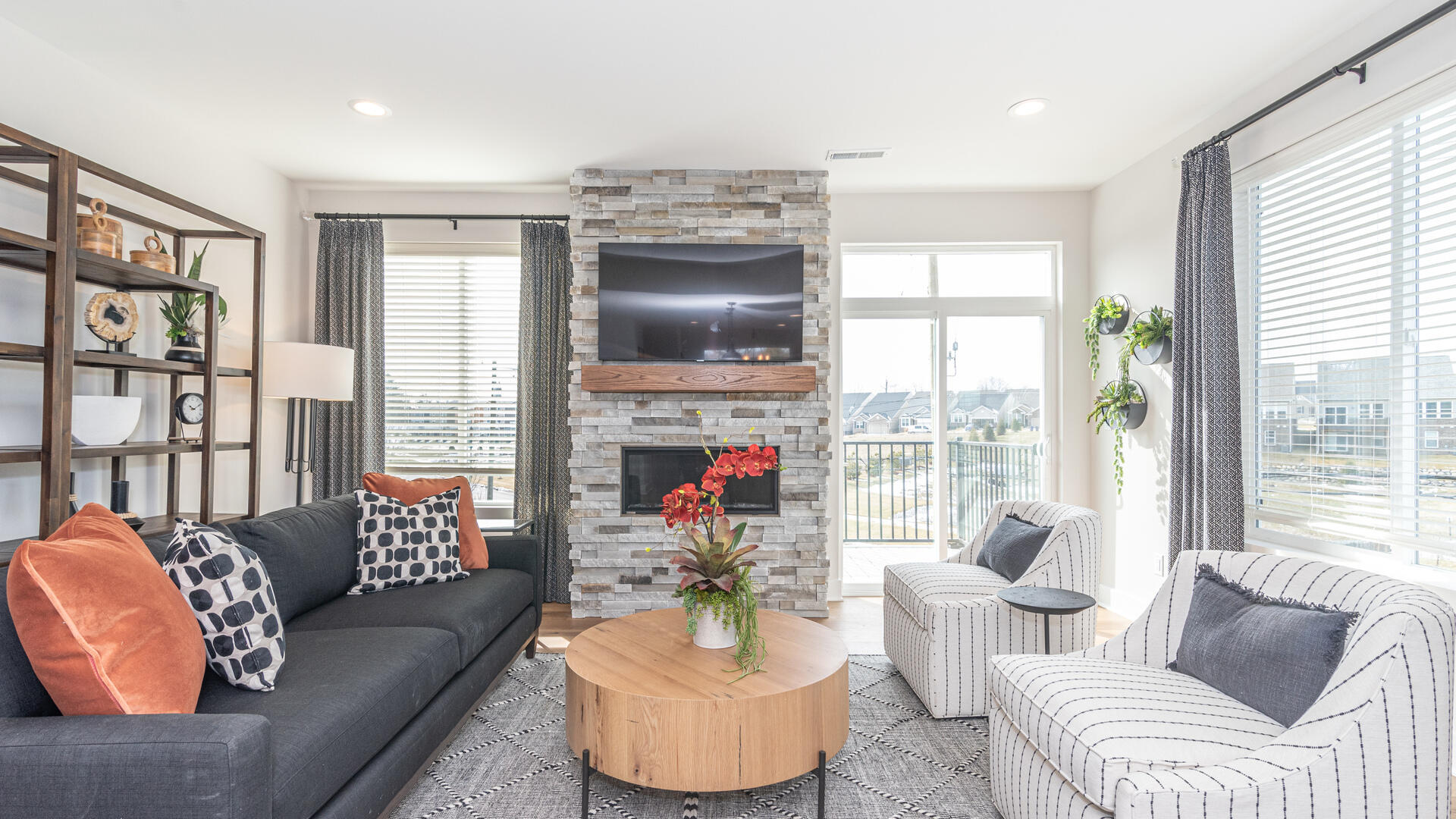 2783 Bristol Rdg Drive, Unit 40 Ann Arbor, MI 48105 - Photo 9 of 34 021_21