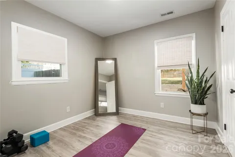 $650,000 | 1933 Bentley Place, Charlotte, NC 28205