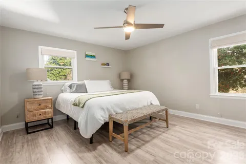 $650,000 | 1933 Bentley Place, Charlotte, NC 28205