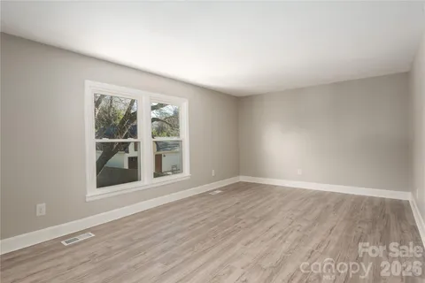 $650,000 | 1933 Bentley Place, Charlotte, NC 28205