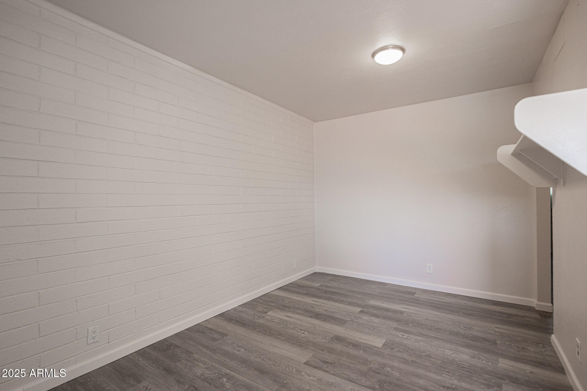 864 East Chandler Boulevard, Unit 11 Chandler, AZ 85225 - Photo 5 of 14 B33A2004