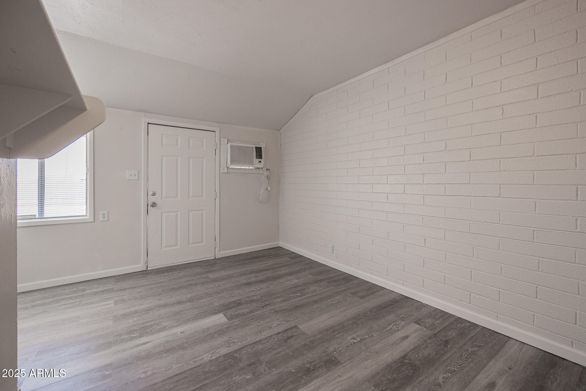 864 East Chandler Boulevard, Unit 11 Chandler, AZ 85225 - Photo 7 of 14 B33A2007