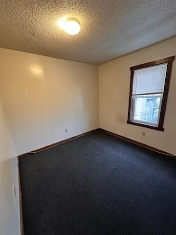 $1,350 | 85 Beetle Street, Unit 3S, New Bedford, MA 02746