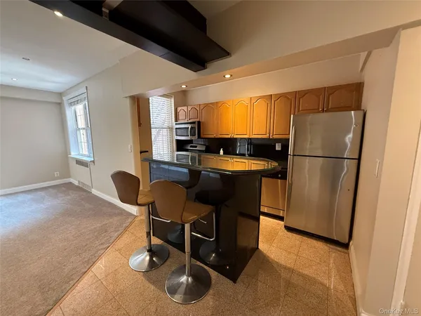 $159,900 | 796 Bronx River Road, Unit B38, Bronxville, NY 10708