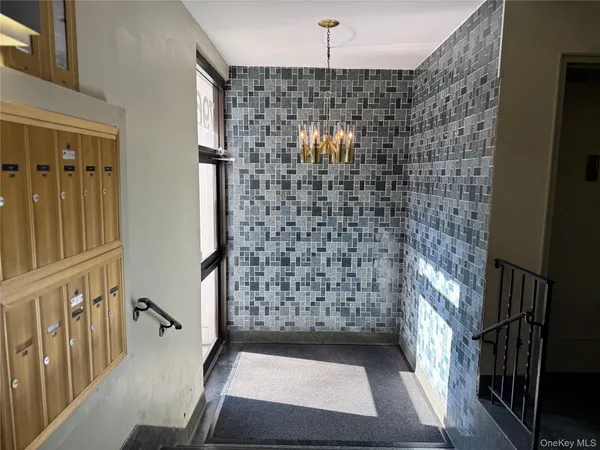 $159,900 | 796 Bronx River Road, Unit B38, Bronxville, NY 10708