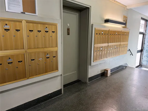 $159,900 | 796 Bronx River Road, Unit B38, Bronxville, NY 10708