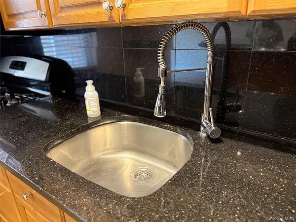 $159,900 | 796 Bronx River Road, Unit B38, Bronxville, NY 10708