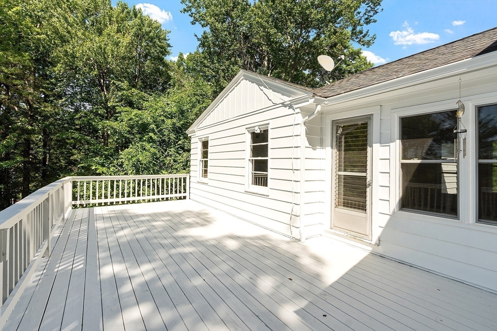 35 Philip Road Athol, MA 01331 - Photo 30 of 37 a view of a house with a porch