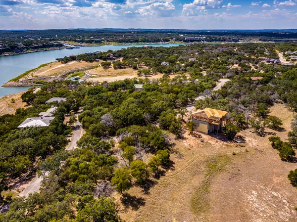 $120,000 | 1303 Robin Trail, Lago Vista, TX 78645