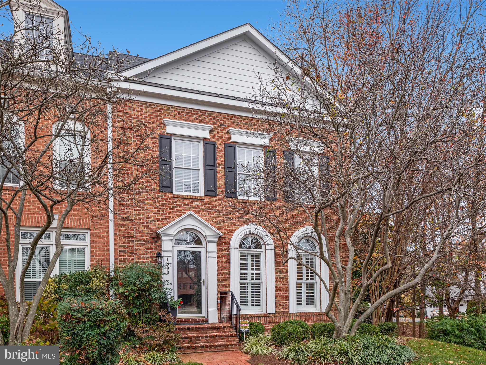 1390 Ingleside Avenue McLean, VA 22101 - Photo 2 of 52 2E6A8097_1390 Ingleside Ave - Absolute Altitude -