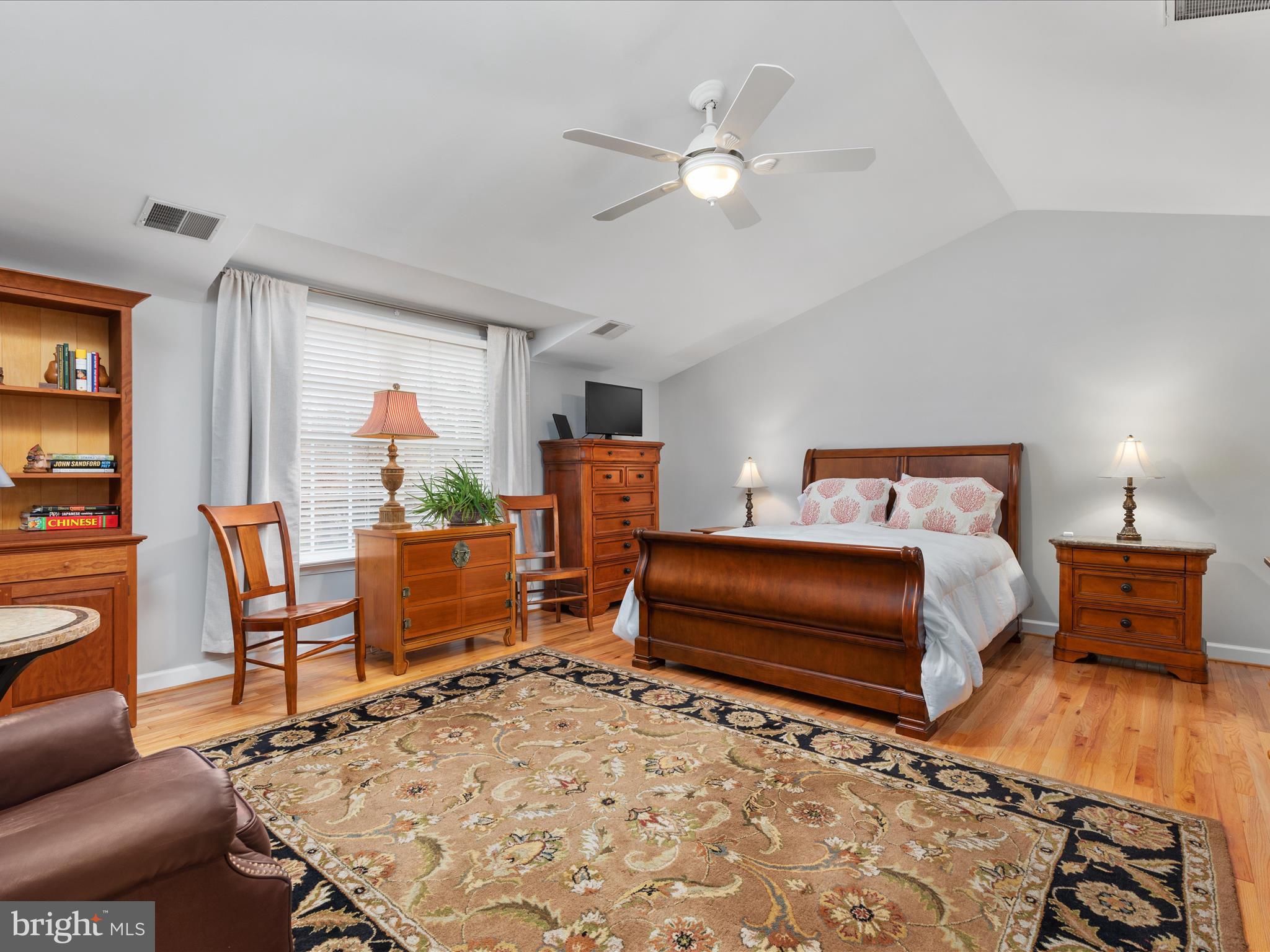 1390 Ingleside Avenue McLean, VA 22101 - Photo 33 of 52 2E6A8032_1390 Ingleside Ave - Absolute Altitude -