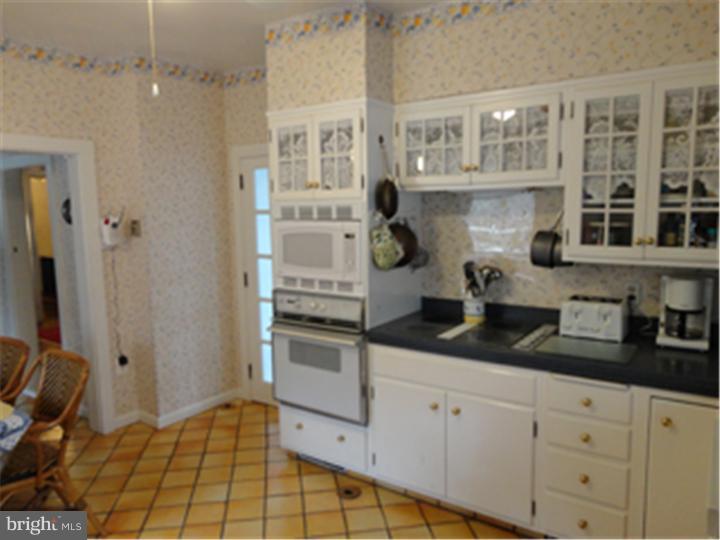 313 Devon State Road Devon, PA 19333 - Photo 10 of 25 Kitchen