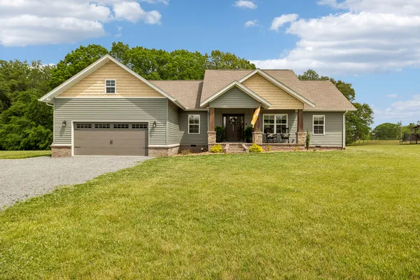 $419,900 | 166 Coley Road, Lafayette, TN 37083